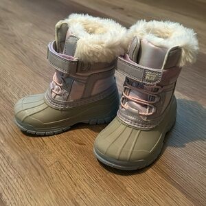 Girls Stride Right Snow boots